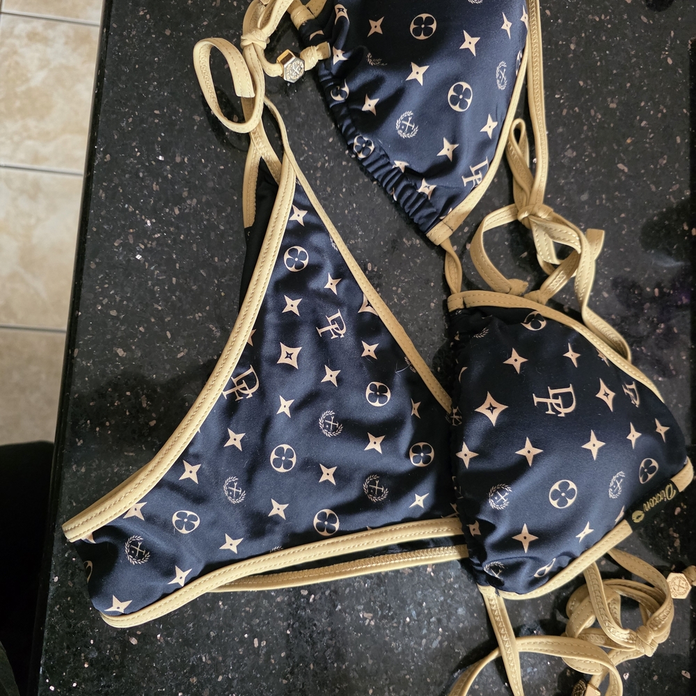 Dixxon Flannel Black and Gold Bikini